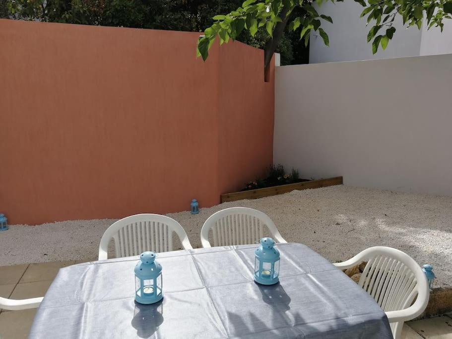 Villa Au Calme Avec Exterieur Et Parking Gratuit Aux Portes D'Aix Et Marseille Emplacement Ideal Zewnętrze zdjęcie