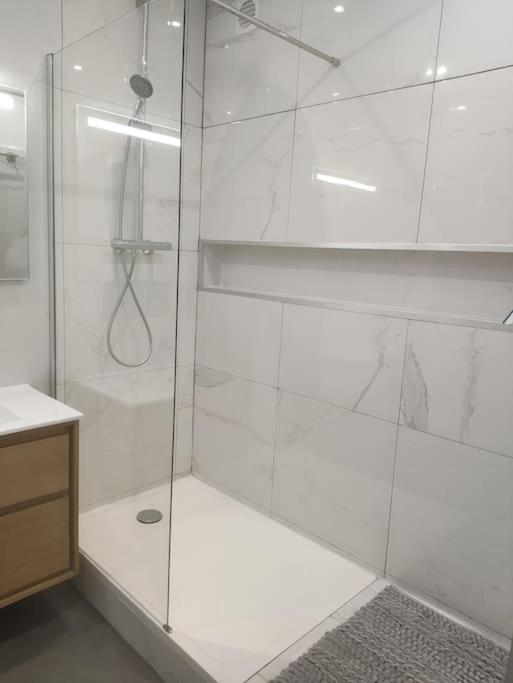 Villa Au Calme Avec Exterieur Et Parking Gratuit Aux Portes D'Aix Et Marseille Emplacement Ideal Zewnętrze zdjęcie